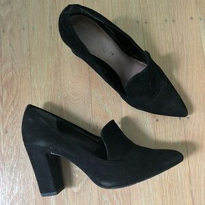 Donald Pliner Black Suede Heels